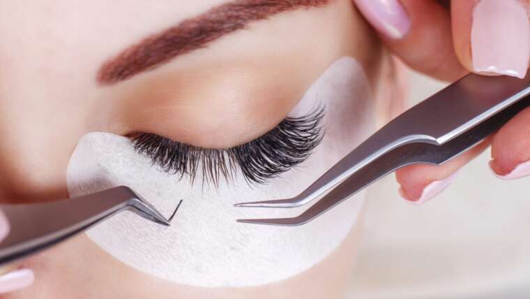 Professional Eyelash Services in Milos